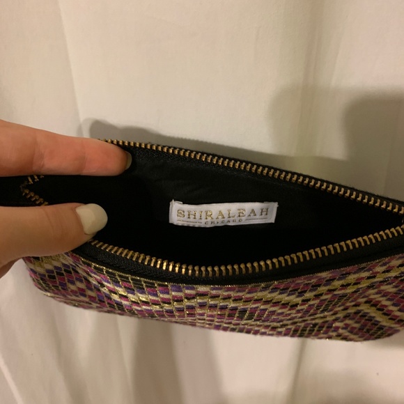 Shiraleah Zippered Clutch - Picture 2 of 2